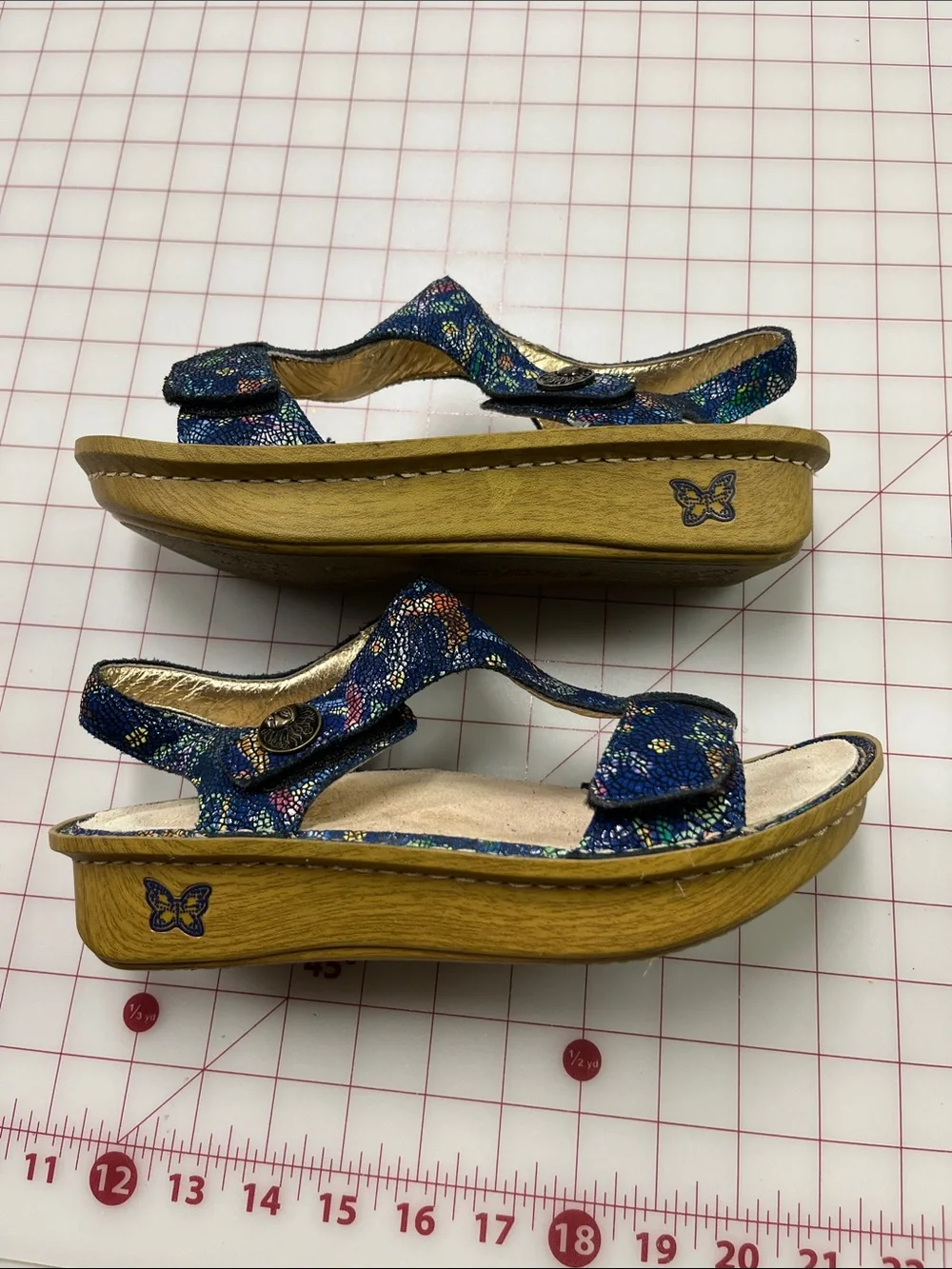 ALEGRIA Kendra Summer Casual Birdland Multi Navy T-Strap Wedge Slip-On Sandals 8